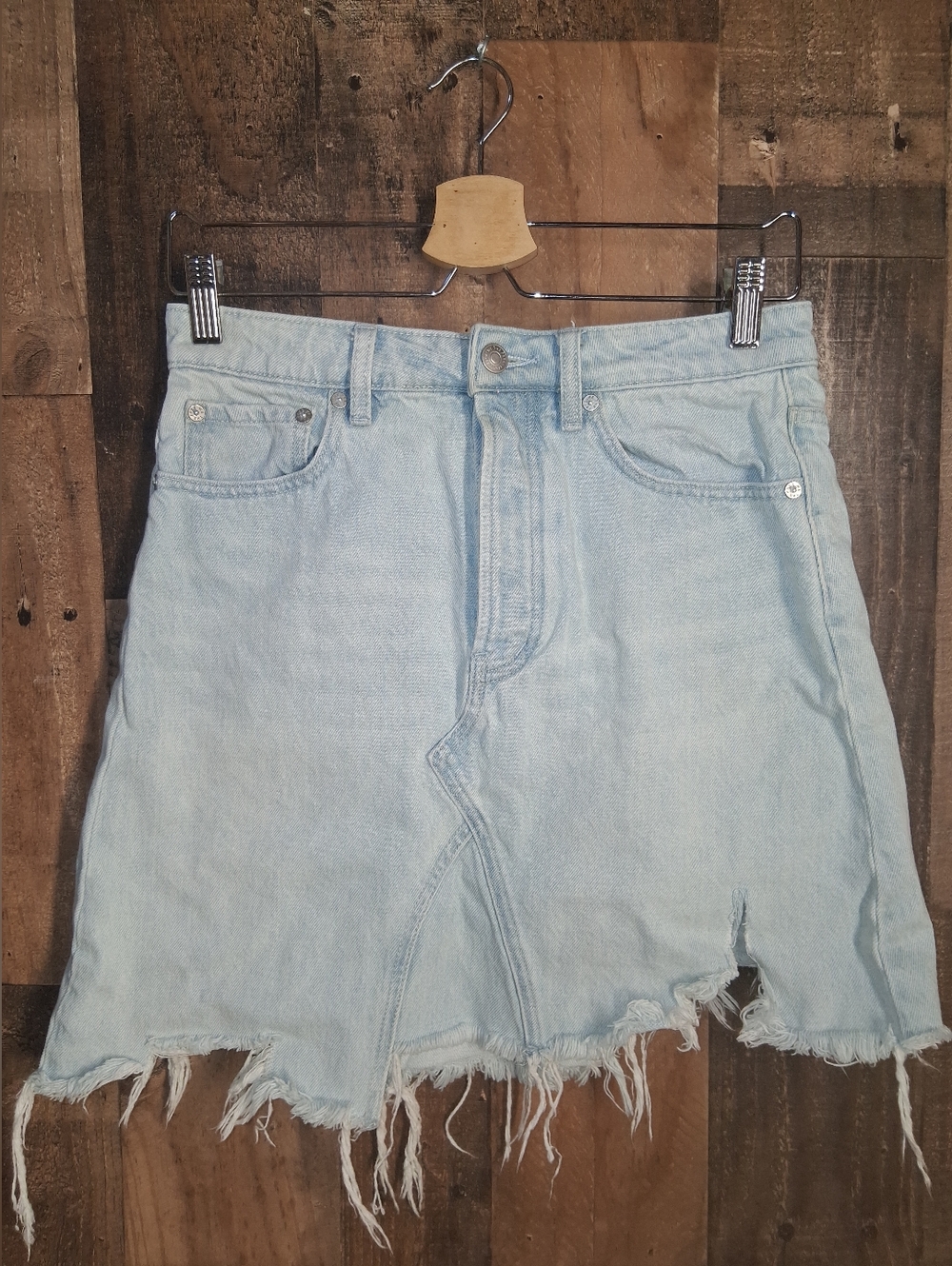 We The Free free people Denim frayed mini Skirt size 26 Light Bluev Distressed